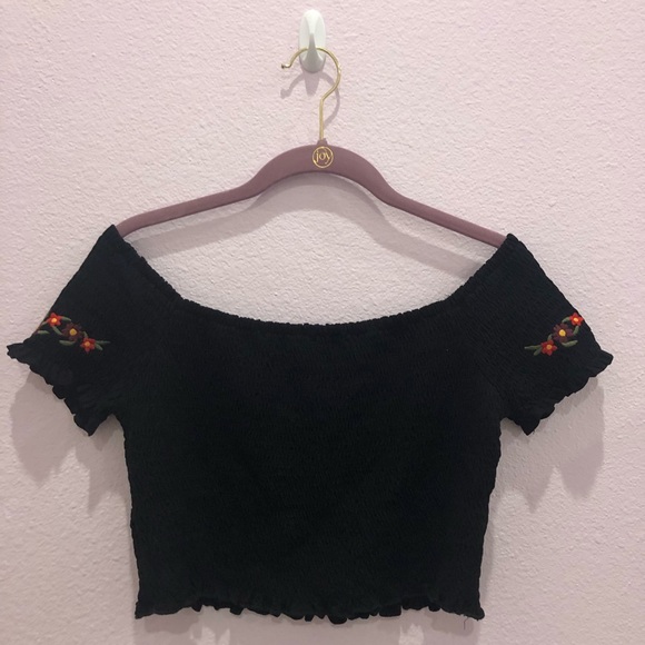 ❤️Pacsun L.A. Hearts Flower Embroidered Crop Top❤️ - Picture 3 of 4